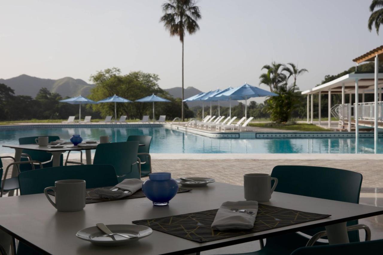 Marriott Maracay Golf Resort Exteriör bild