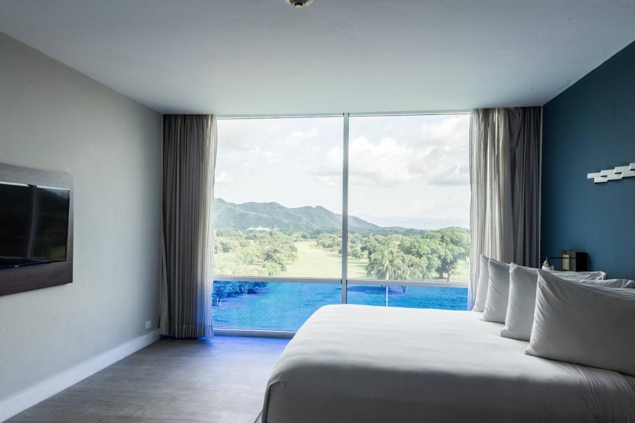 Marriott Maracay Golf Resort Exteriör bild