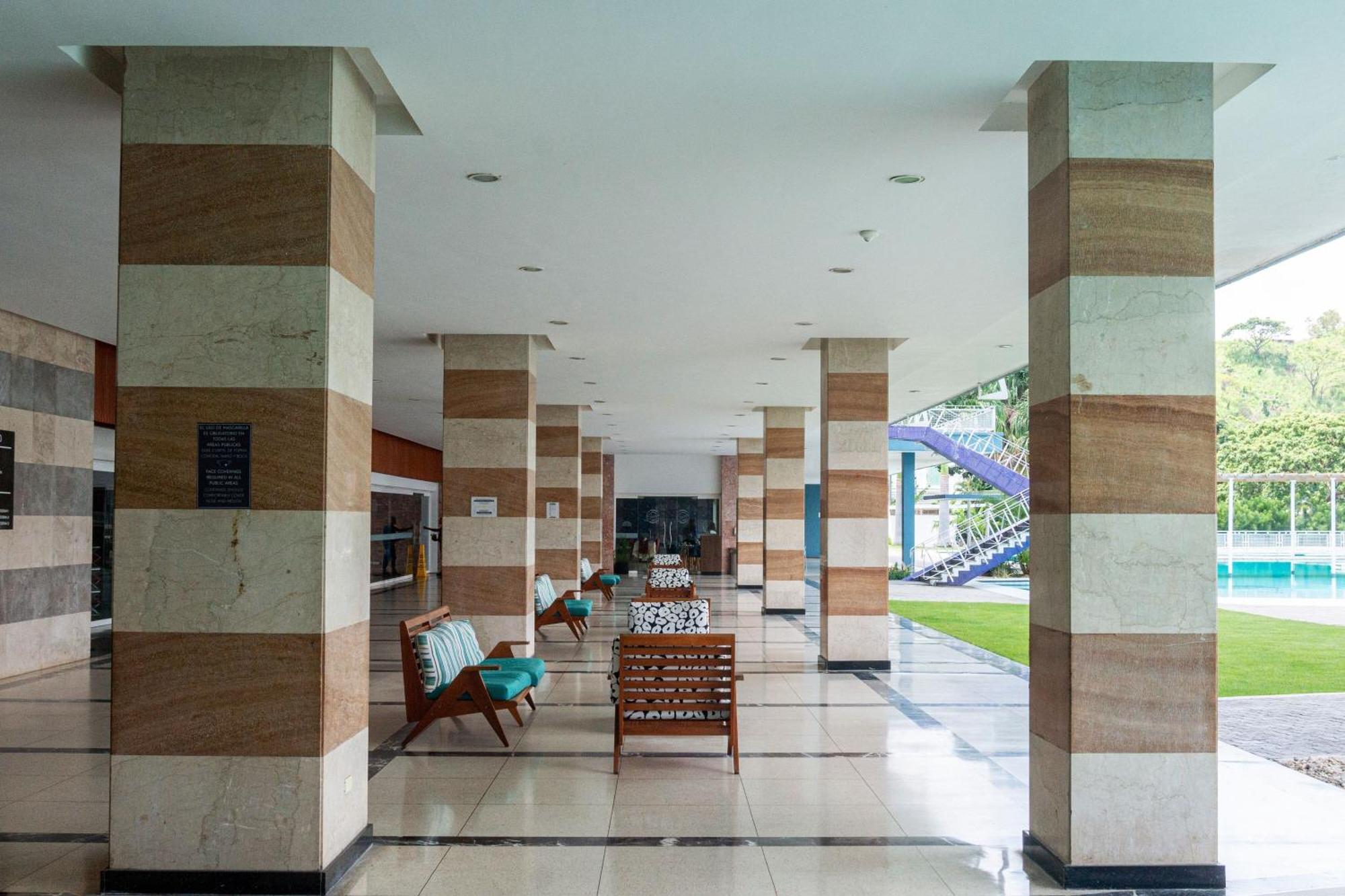 Marriott Maracay Golf Resort Exteriör bild