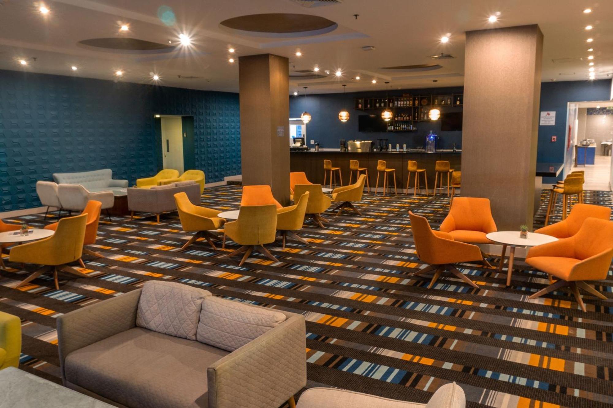 Marriott Maracay Golf Resort Exteriör bild