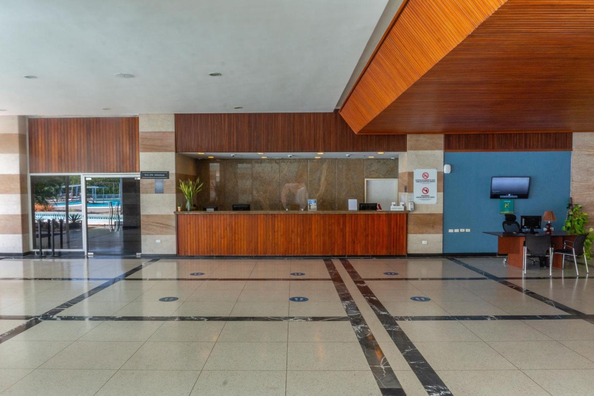 Marriott Maracay Golf Resort Exteriör bild